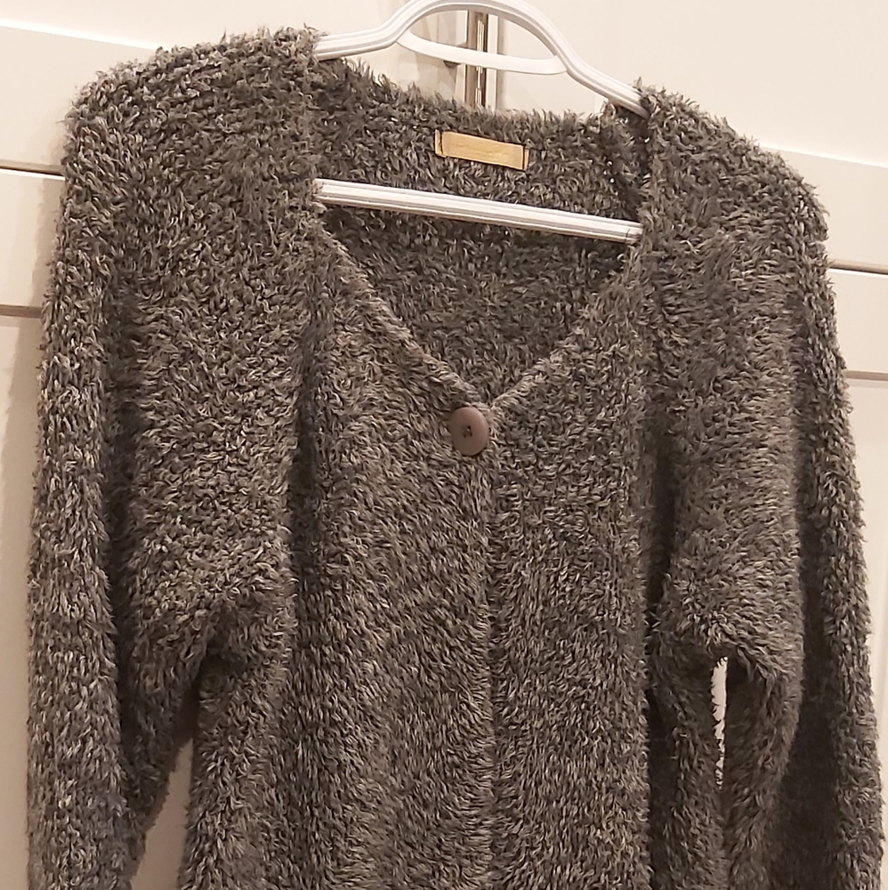 Bella Amore cardigan sweater